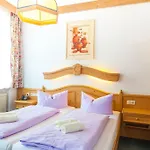Und Restaurant Piccolo Hotel 3*