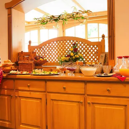 Und Restaurant Piccolo Hotel 3*