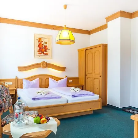 Und Restaurant Piccolo Otel 3*