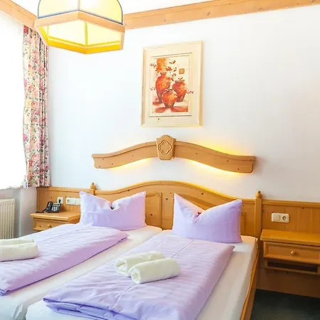 Und Restaurant Piccolo Otel 3*