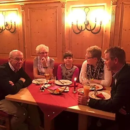 Und Restaurant Piccolo