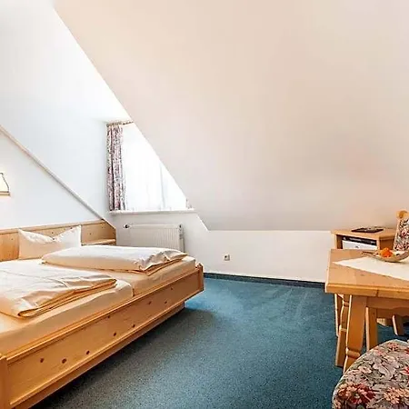 Und Restaurant Piccolo Hotel Thale