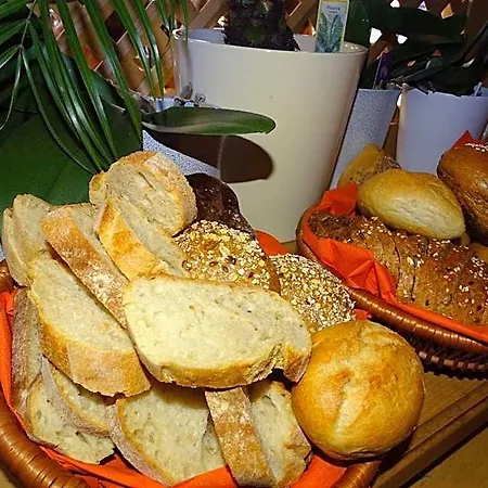 Und Restaurant Piccolo