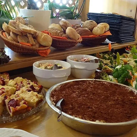 Und Restaurant Piccolo