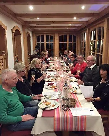 Und Restaurant Piccolo