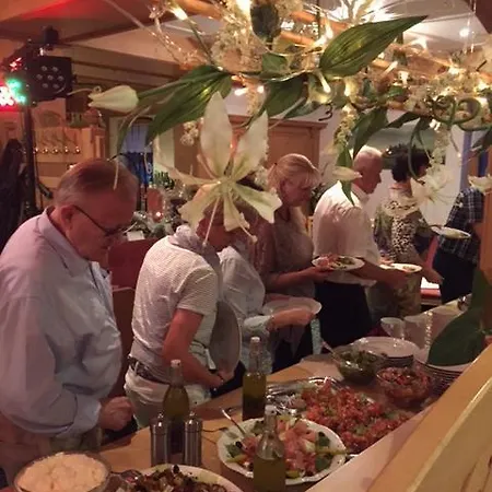 Und Restaurant Piccolo