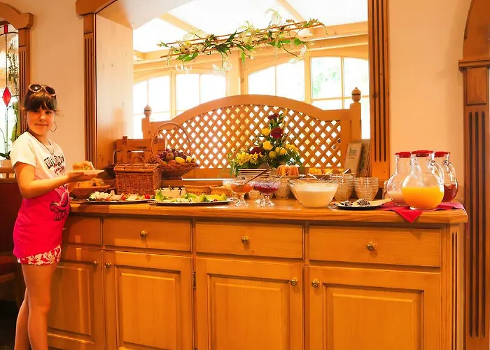 Und Restaurant Piccolo Отель 3*