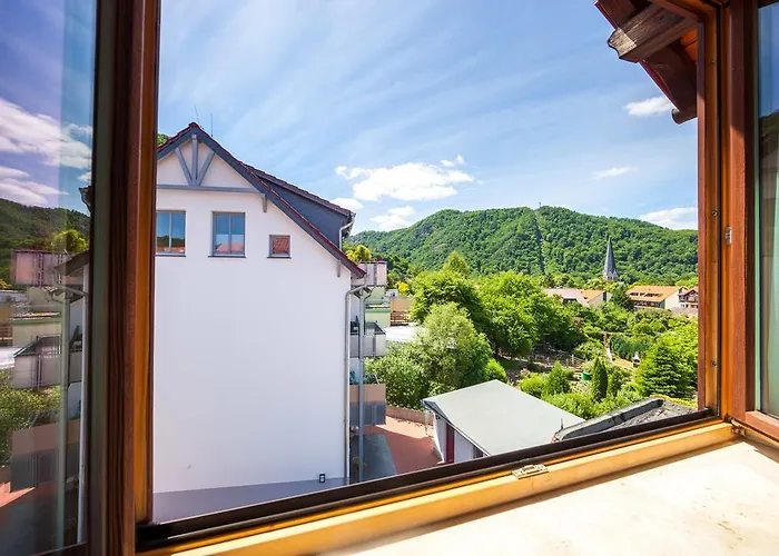 Und Restaurant Piccolo ホテル