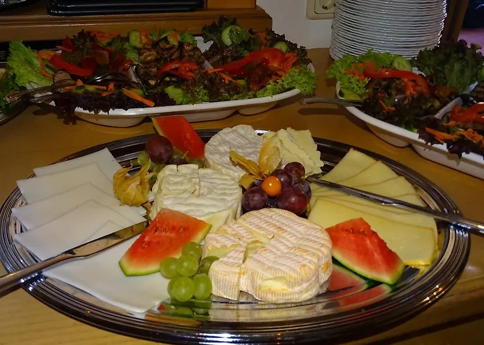 Und Restaurant Piccolo 3*