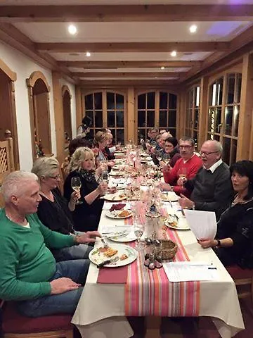 Und Restaurant Piccolo