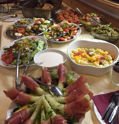 Und Restaurant Piccolo