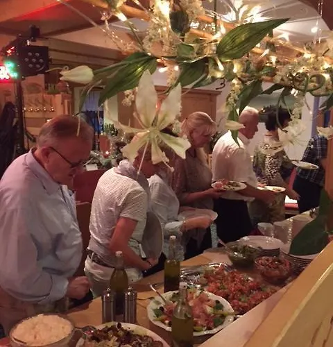 Und Restaurant Piccolo